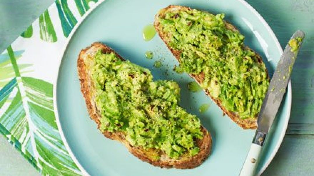 Avocado on Toast: A Trendy and Delicious Breakfast
