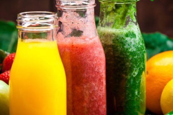 The Ultimate Guide to Healthy Smoothies: Nutritional Benefits and Recipes