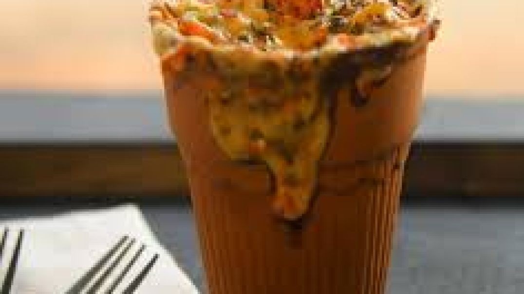 ⁣Cheese kulhad Pizza