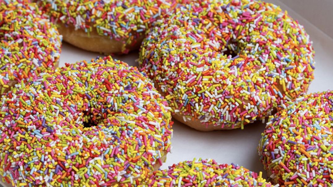 ⁣Doughnuts: A Sweet, Irresistible Treat